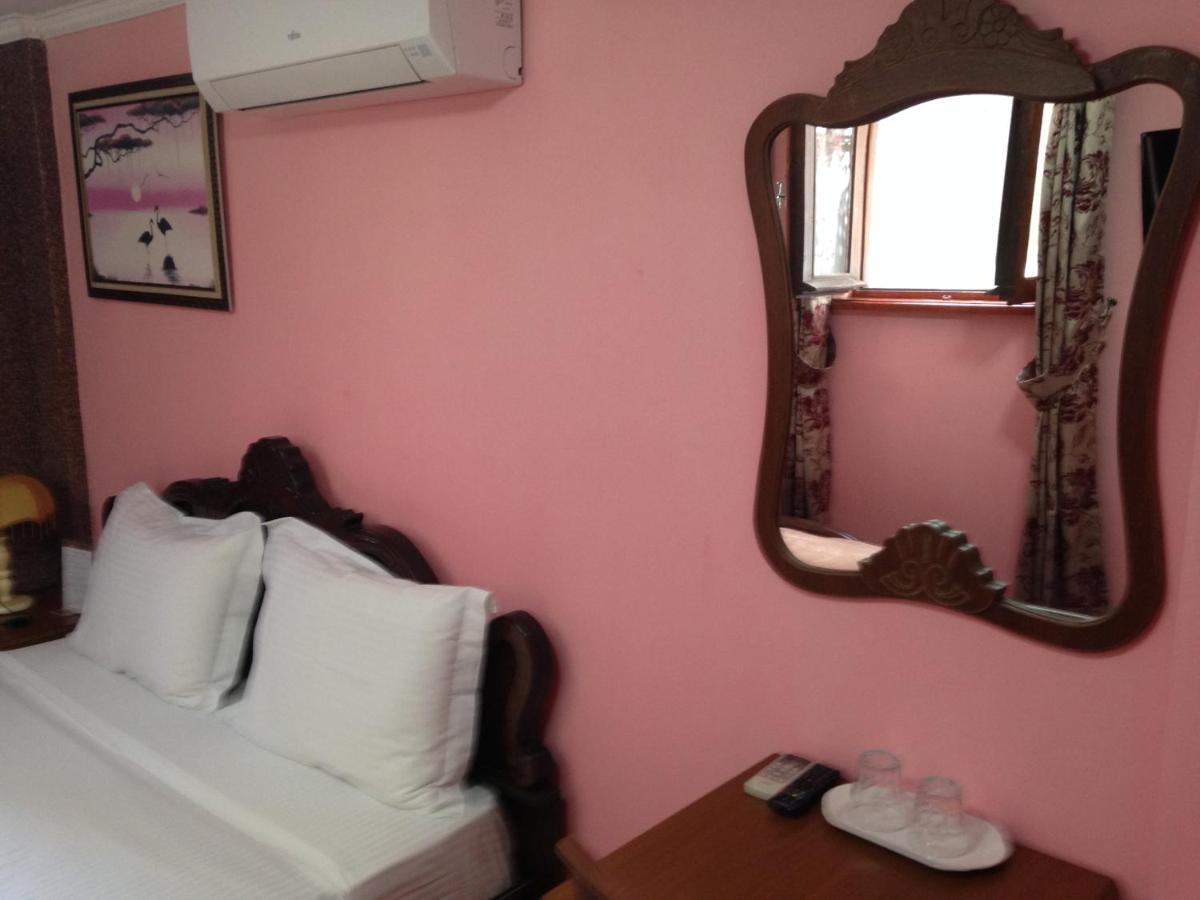 Hotel Vila Mano كورتشي المظهر الخارجي الصورة
