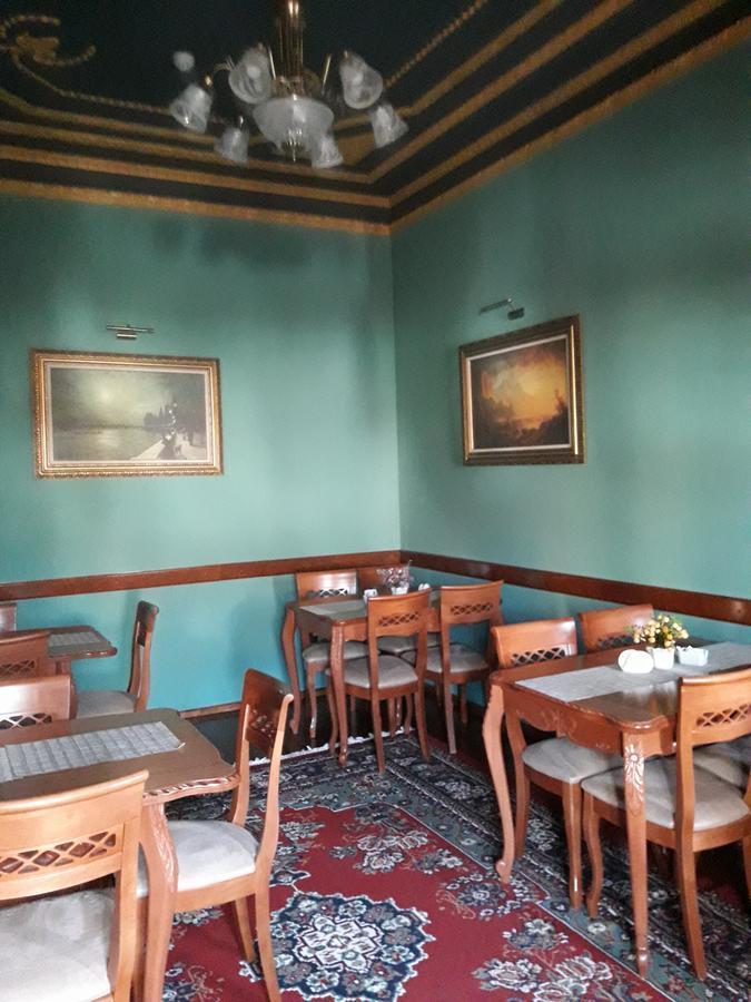 Hotel Vila Mano كورتشي المظهر الخارجي الصورة