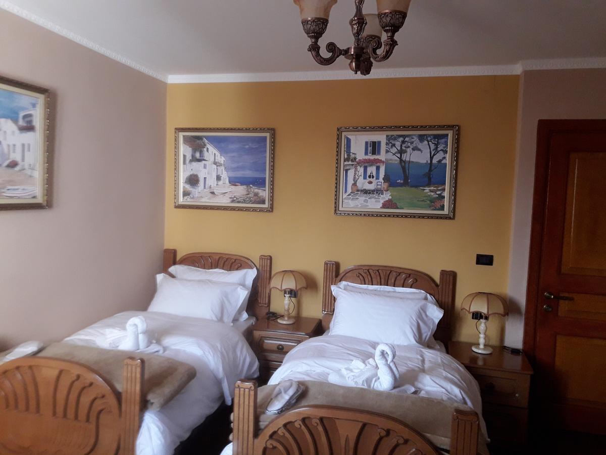 Hotel Vila Mano كورتشي المظهر الخارجي الصورة