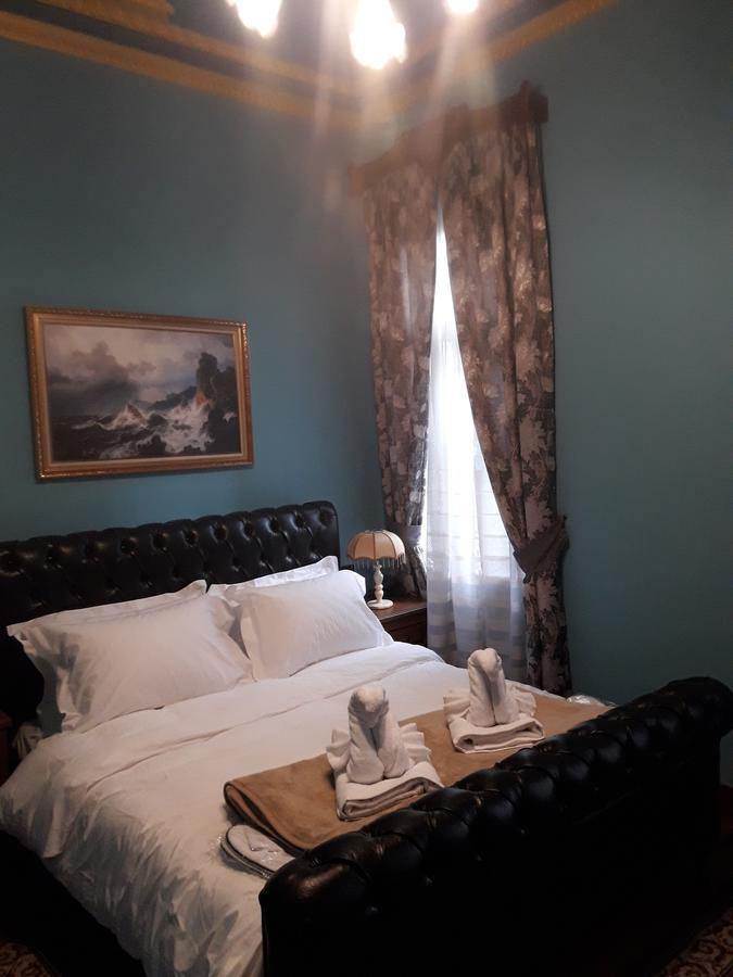 Hotel Vila Mano كورتشي المظهر الخارجي الصورة